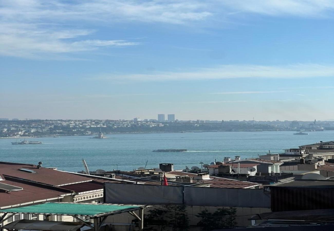 Comelivego Cihangir 42